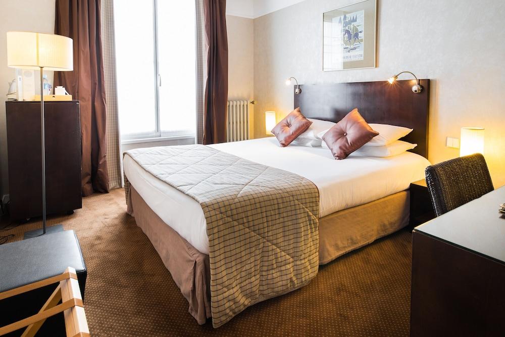 Western Adagio Hotel