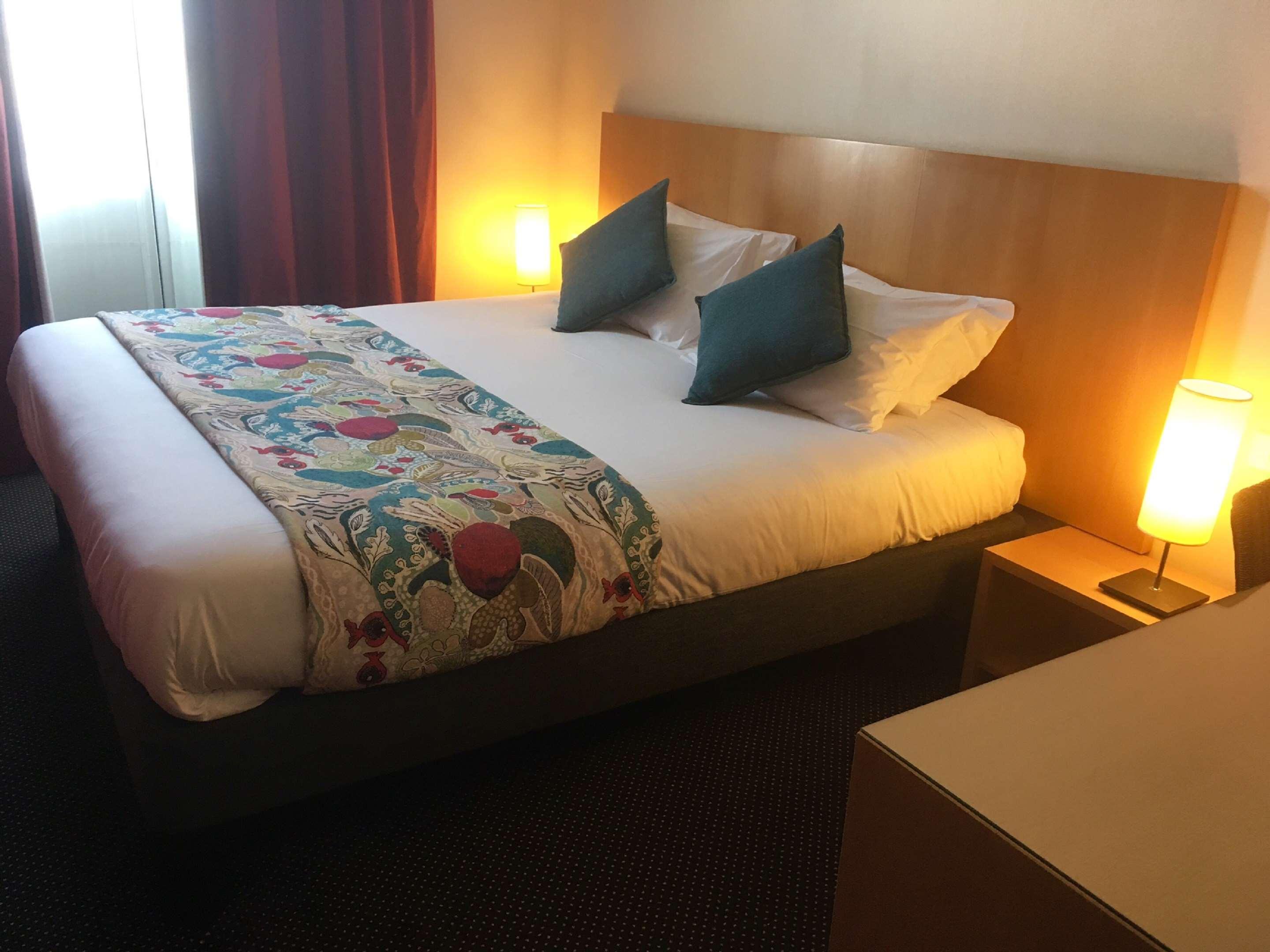 Western Adagio Hotel