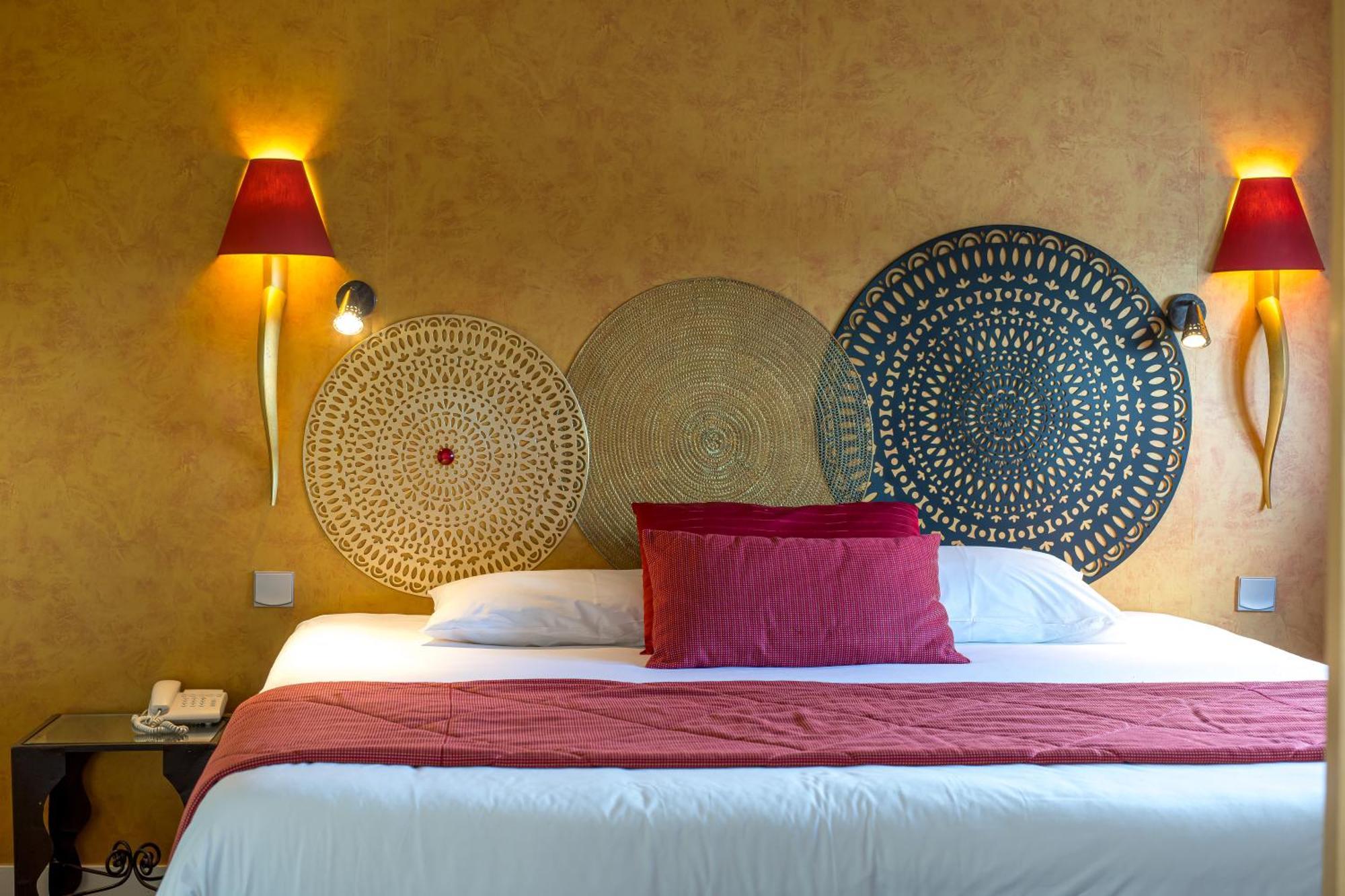 Western Adagio Hotel 3*