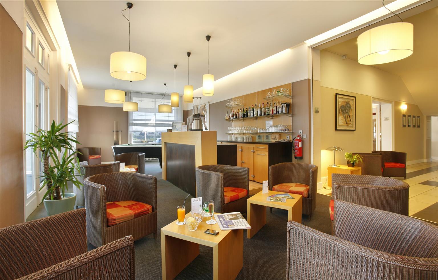 Western Adagio Hotel 3*